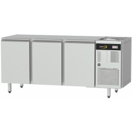 Kühltisch Zentralkühlung, GN 1/1, 3 Türen, ohne Tischplatte